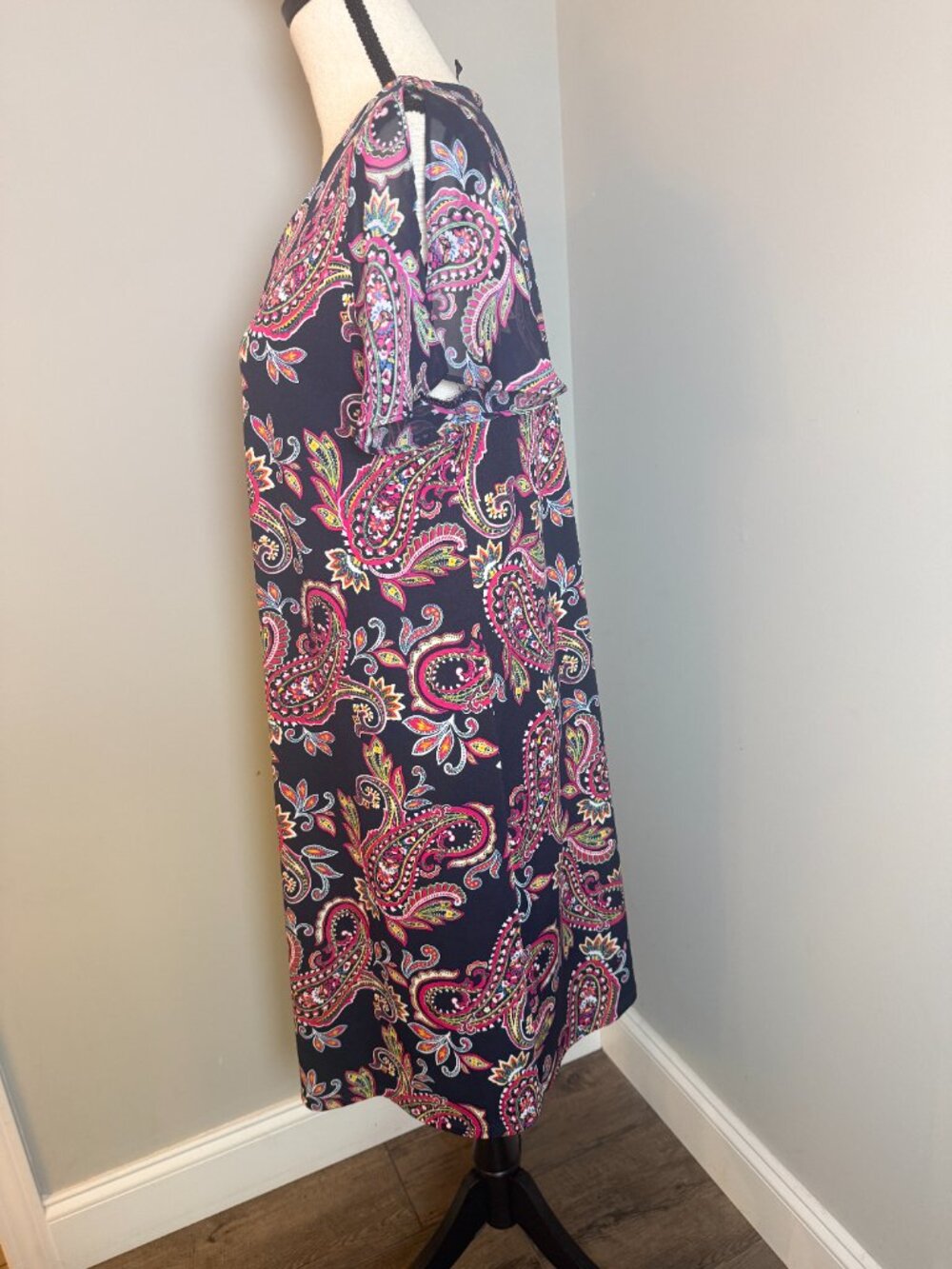 Paisley Dress - Picture 2 of 5